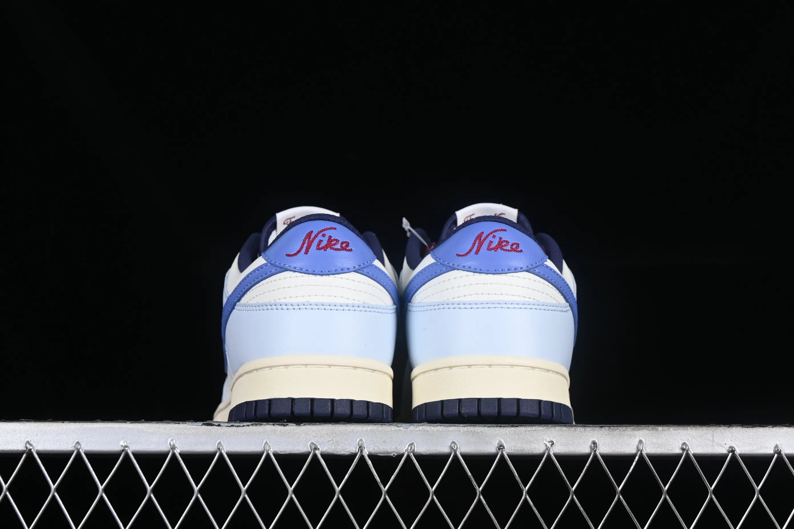 All categories Nk SB Dunk series Nk SB Dunk Low low-top sneakers Nk Dunk Low Retro "Sail and Polar Blue" Milan color SB low-top casual sneakers FV8113-141